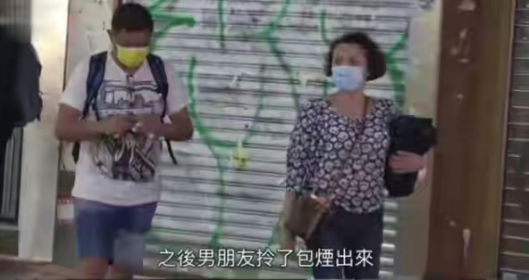 张柏芝三天就赚3千万 ，妈妈与男友共抽一支烟，