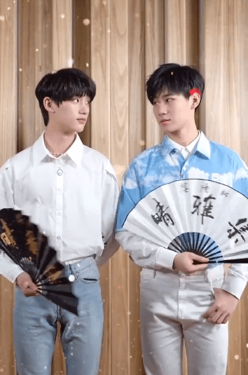 TNT新歌《晴雅集》花絮上新 一把折扇即可召唤七