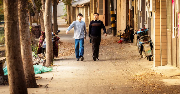 《沐浴之王》:失了烟火气的搓澡