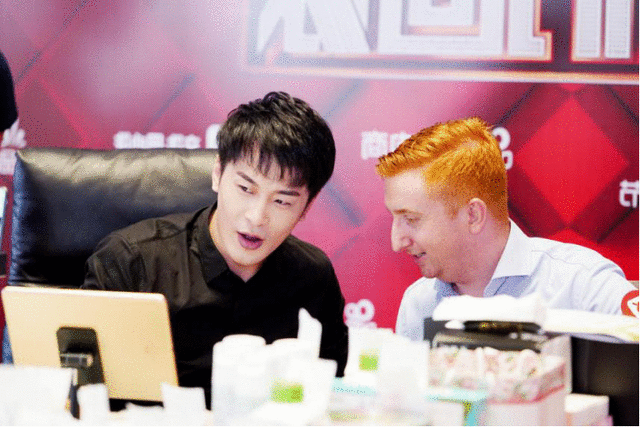 辛巴犯了两个低级错误,不然他是不会栽跟头