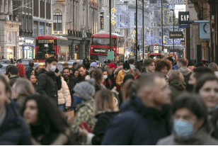 英国人周末突击消费45亿英镑：担心“硬脱欧”和