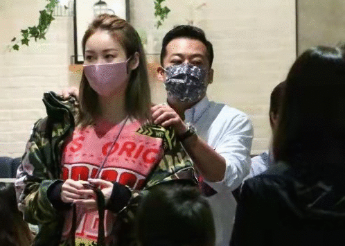 小别胜新婚！40岁TVB女星独守空帏3个月，终与老