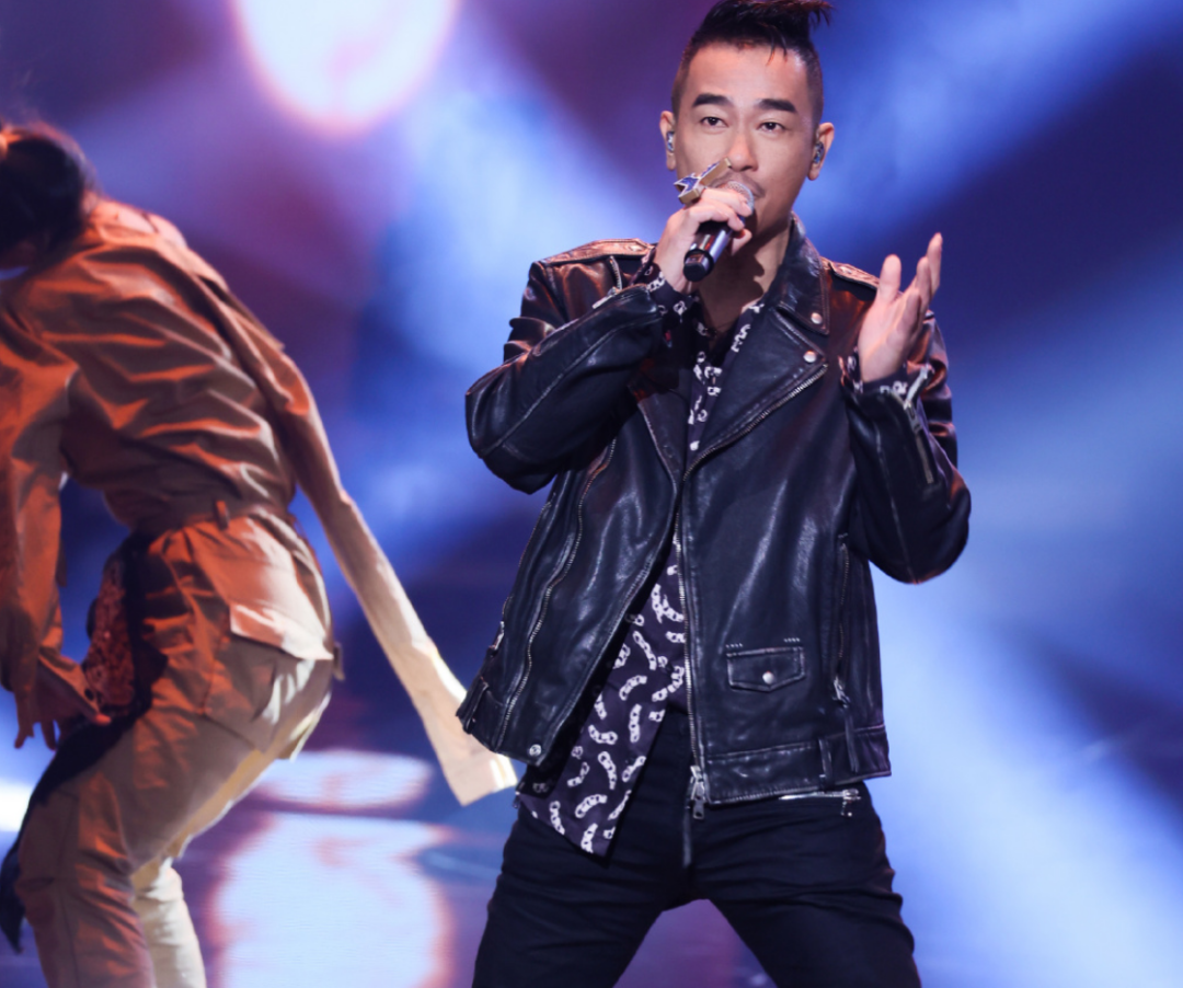 应采儿常住内地捞金?Jasper转上海念书,目标是