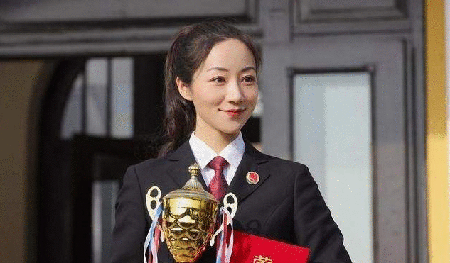 《巡回检察组》男戏骨太多,女一韩雪显苍白,