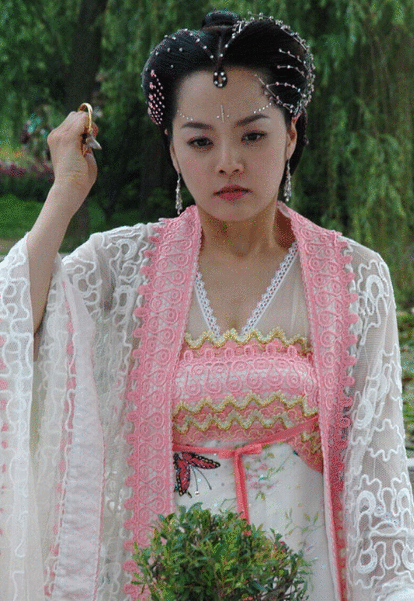 两段婚姻失败,产后抑郁,抚养3岁儿子,蔡琳终