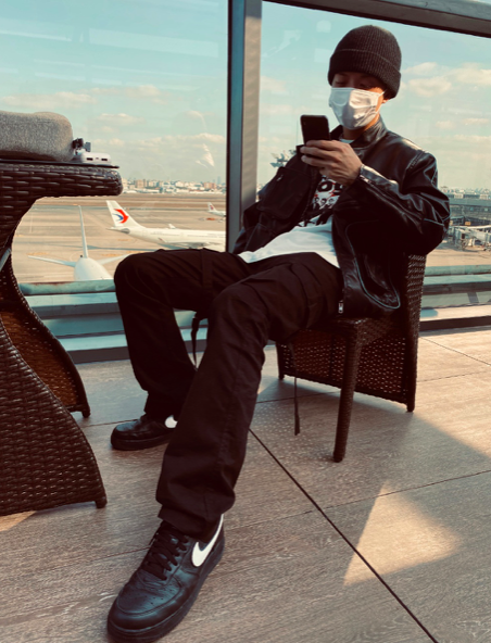 又一男星人设崩塌?被曝拖欠工资欠债不还,开