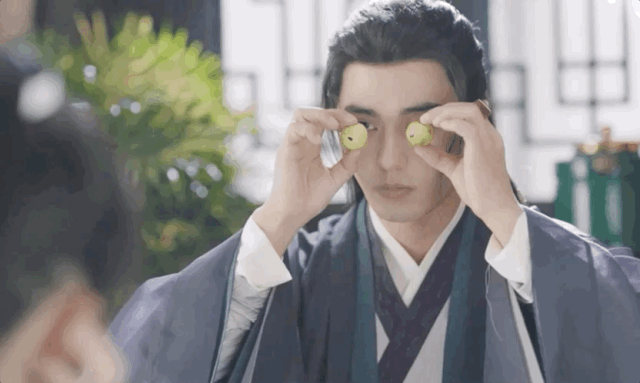 全靠双面演技杀出甜宠剧重围,刘奕畅比盲盒更