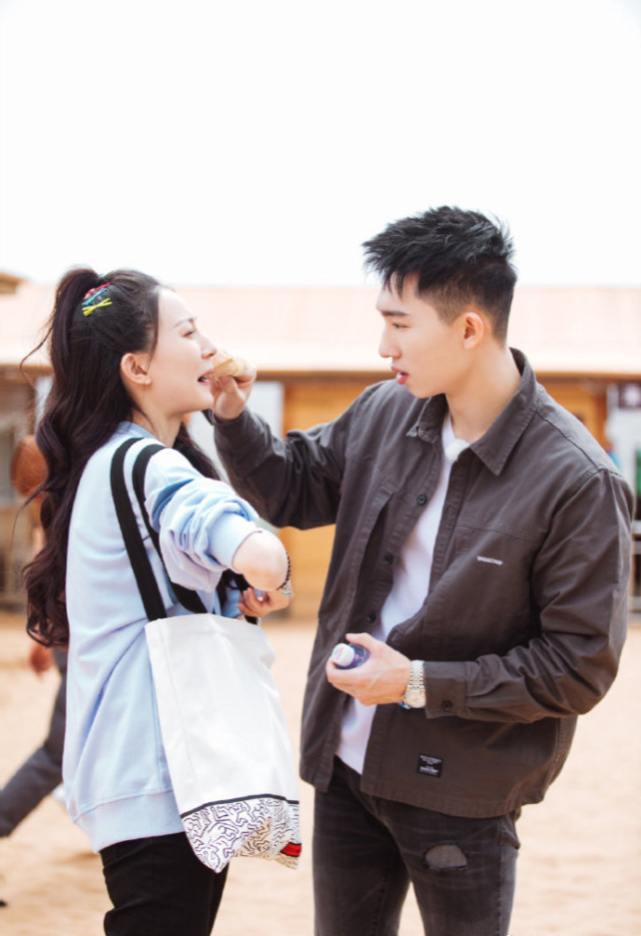 《女儿们的恋爱》张豆豆被PUA?网友分析于家翊