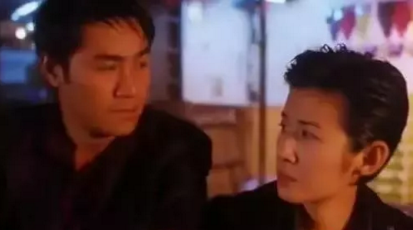 62岁“古惑仔大佬”老太快,满头白发白胡子,因