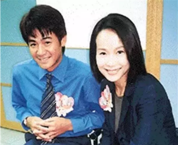 62岁“古惑仔大佬”老太快,满头白发白胡子,因