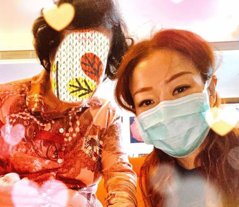 郑秀文丧父后消瘦憔悴像老了10岁,做运动累得大