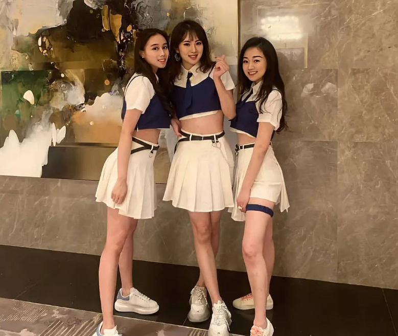 任正非小女儿疑进军娱乐圈,相貌与姐姐差别大