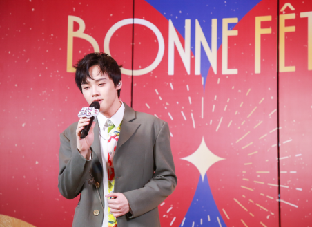 酷狗首唱会联动高杨打卡广州K11,音乐剧王子再