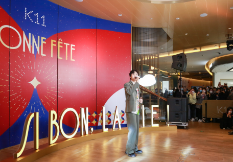 酷狗首唱会联动高杨打卡广州K11,音乐剧王子再