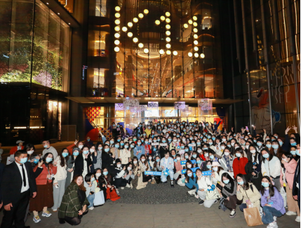 酷狗首唱会联动高杨打卡广州K11,音乐剧王子再