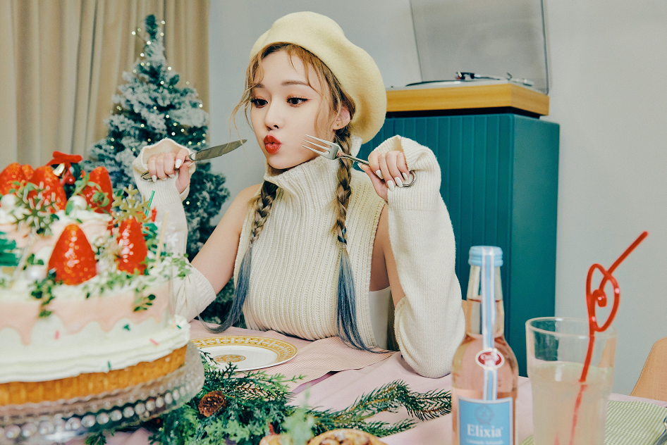 SM家族演唱会,两位男、女爱豆同一天生日,SM出