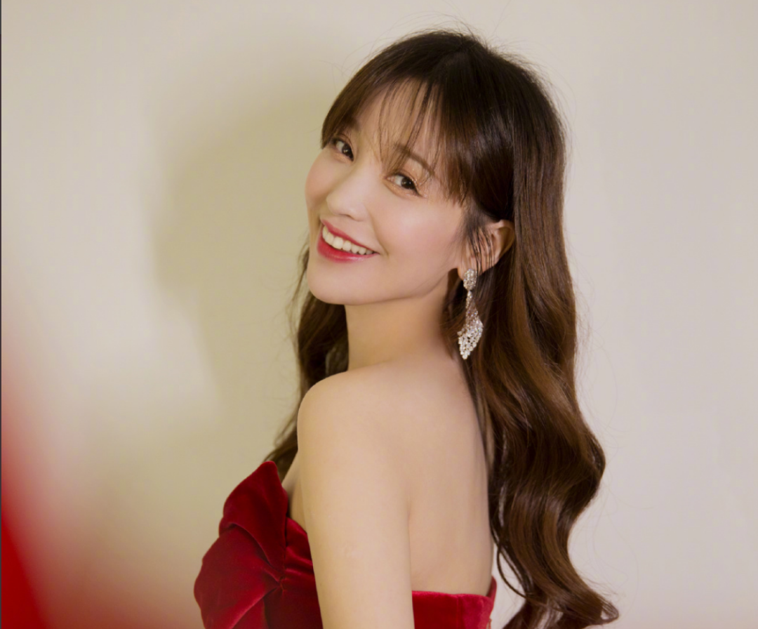 编剧谭飞站队郝蕾,直言金莎很装必须敲打,自