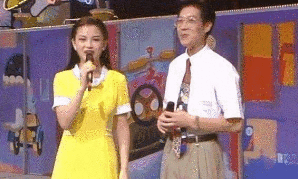 李湘才是快本元老,曾搭档多个主持,没有李湘