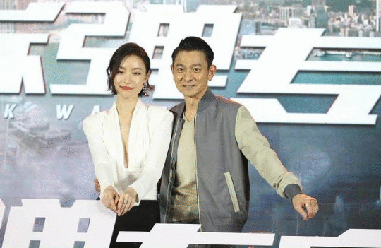 倪妮与刘德华陈道明演情侣,却和谭凯成父女?