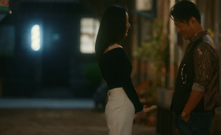 倪妮与刘德华陈道明演情侣,却和谭凯成父女?