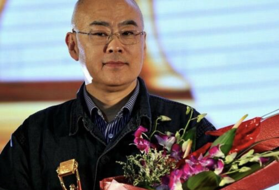 饭圈女孩“拜访”郑渊洁,他都认真回复,还晒