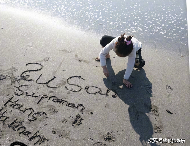 孙俪分享女儿小创意,小花用饼干拼出可爱卡通