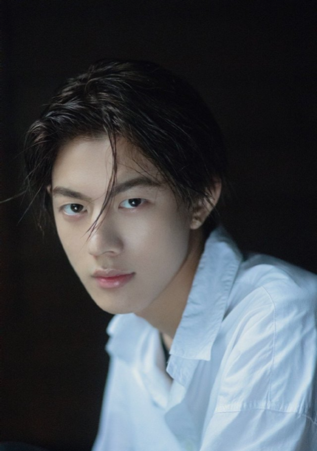 《青你3》纪东杰退赛后和黑粉谈恋爱,女方宣布