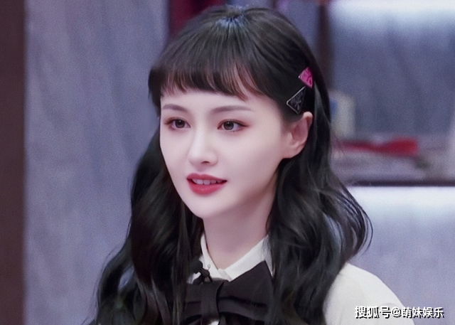 金晨粉丝忍不了了,骂郑爽“疯批美人”,没见