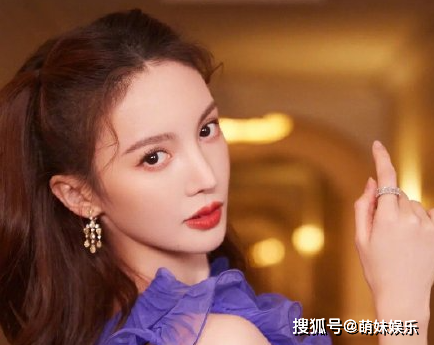 金晨粉丝忍不了了,骂郑爽“疯批美人”,没见