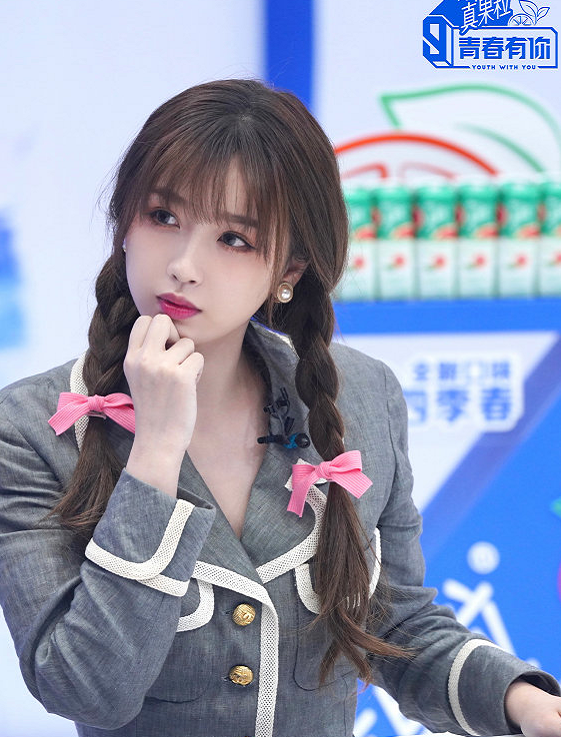 粉丝行为偶像买单!虞书欣粉丝网暴素人,真主